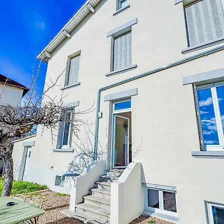 2 Maisons Pouvant Accueillir 22 Personnes Holiday home